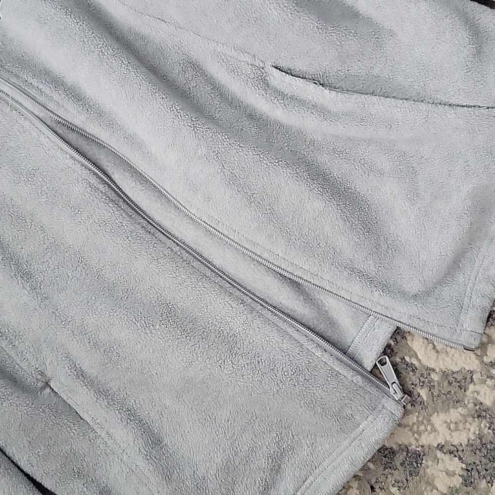 Columbia Full-Zip Jacket - Picture 3 of 12